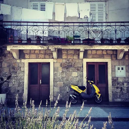 Apartment La Maison Alvina