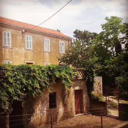 Apartment La Maison Alvina Trpanj